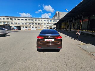2018 Kia Cerato III Рестайлинг (Classic), коричневый, 1400000 рублей, вид 3