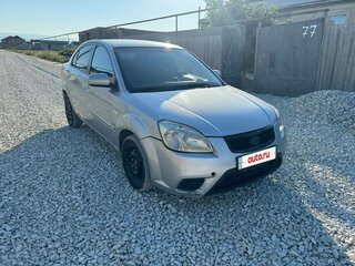 2011 Kia Rio II Рестайлинг, серебристый, 470000 рублей, вид 2