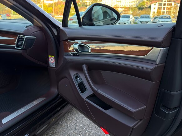 2011 Porsche Panamera S I, коричневый, 2399000 рублей - вид 22