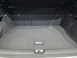 2023 Audi Q2 35 TDI I Рестайлинг, белый, 2600000 рублей, вид 5