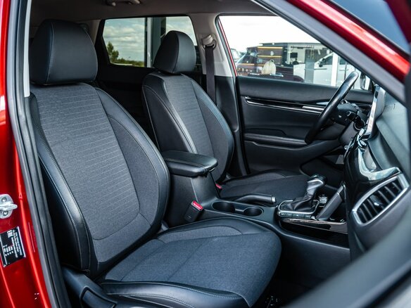 2020 Kia Seltos I, красный, 1770000 рублей - вид 11
