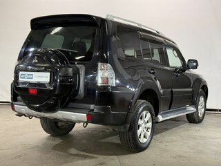 2011 Mitsubishi Pajero IV, чёрный, 1549000 рублей, вид 5