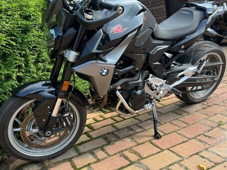 2022 BMW F 900 R, чёрный, 1100000 рублей, вид 1