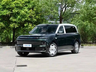 2026 Leapmotor D19 64 kWh, зелёный, 6600206 рублей, вид 1
