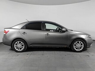2012 Kia Cerato 6-speed II, серый, 750000 рублей, вид 5