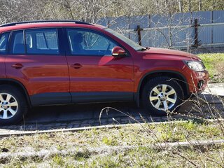 2013 Volkswagen Tiguan I Рестайлинг, красный, 2550000 рублей, вид 4