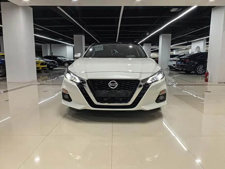 2023 Nissan Altima VI (L34) Рестайлинг, белый, 1600000 рублей, вид 2