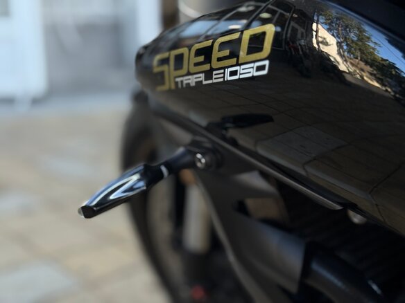 2014 Triumph Speed Triple, чёрный, 599000 рублей - вид 14