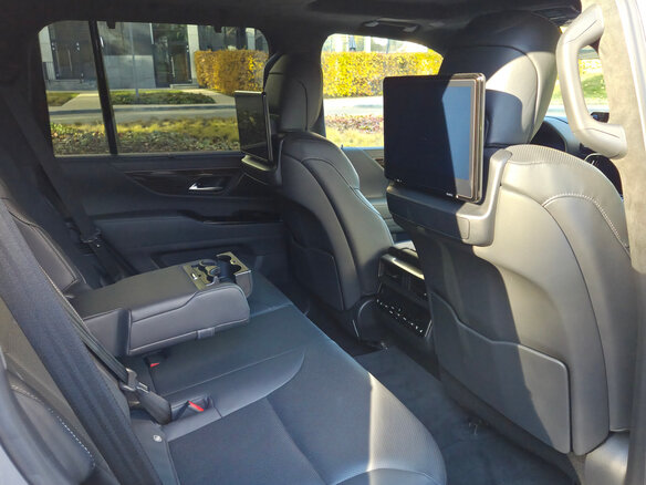 2022 Lexus LX 600 IV, серый, 15000000 рублей - вид 22
