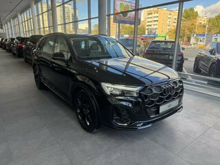 2024 Audi Q7 45 TFSI II (4M) Рестайлинг 2, чёрный, 9600000 рублей, вид 4