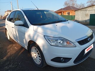 2011 Ford Focus II Рестайлинг, белый, 500000 рублей, вид 4