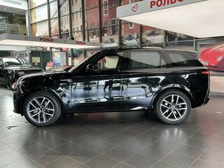 2026 Land Rover Range Rover Sport P400 MHEV III, чёрный, 18500000 рублей, вид 3