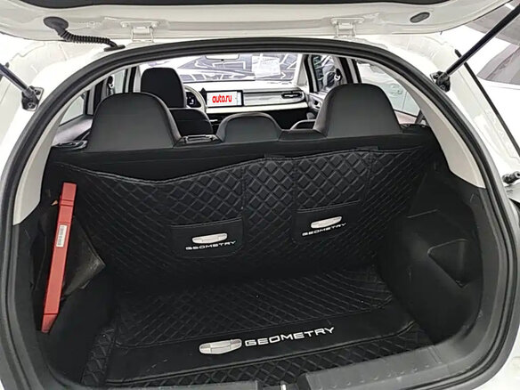 2025 Geely Geometry E 33.5 kWh, белый, 1295500 рублей - вид 14