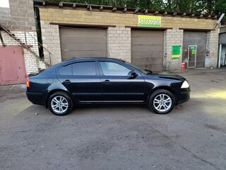 2008 Skoda Octavia II (A5), чёрный, 600000 рублей, вид 4