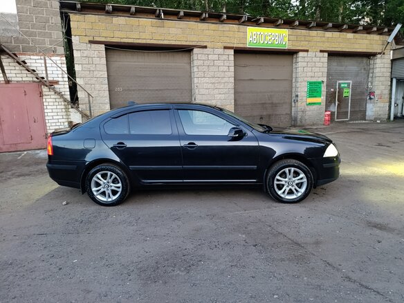 2008 Skoda Octavia II (A5), чёрный, 600000 рублей - вид 3