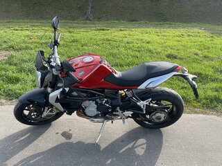 2014 MV Agusta Brutale 800, красный, 675000 рублей, вид 1