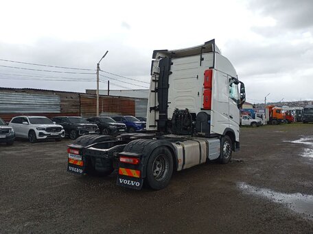 2021 Volvo FH, белый, 9019000 рублей, вид 3