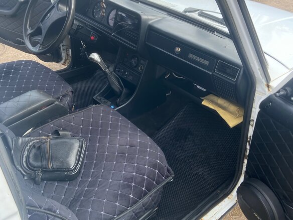2003 Lada (ВАЗ) 2107, белый, 150000 рублей - вид 5