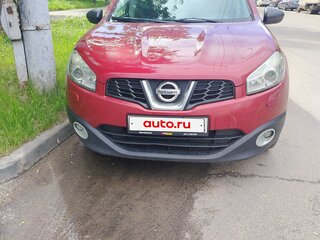 2012 Nissan Qashqai I Рестайлинг, красный, 850000 рублей, вид 1