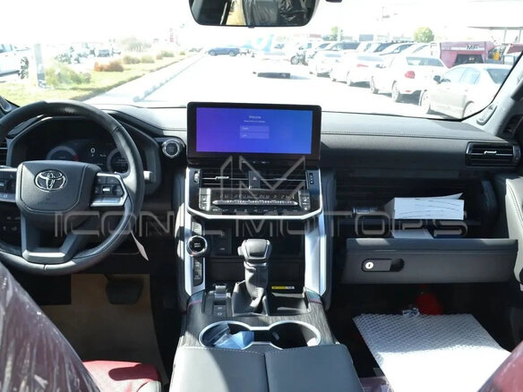 2026 Toyota Land Cruiser 300 Series, белый, 12200000 рублей - вид 6