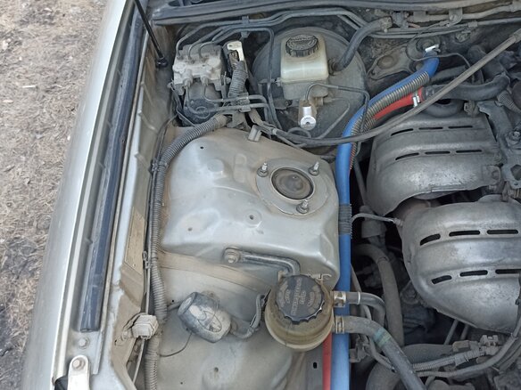 2001 Toyota Mark II IX (X110), серый, 650000 рублей - вид 15