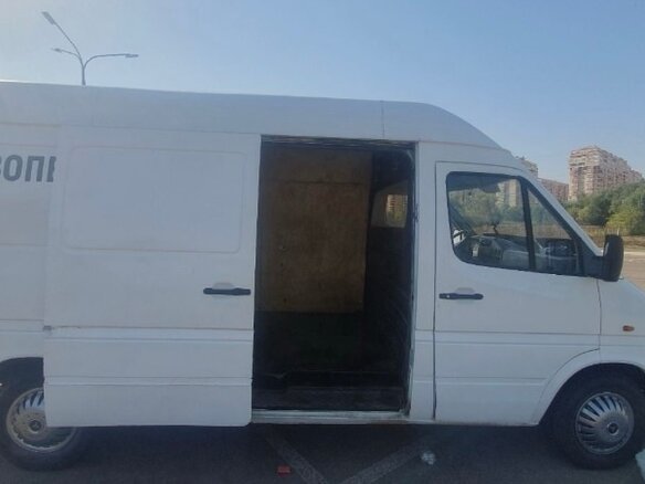 1998 Mercedes-Benz Sprinter, белый, 520000 рублей - вид 8