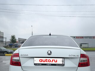 2020 Skoda Octavia III (A7) Рестайлинг, белый, 2490000 рублей, вид 3