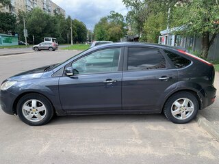 2009 Ford Focus II Рестайлинг, серый, 500000 рублей, вид 5