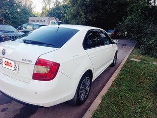 2014 Skoda Rapid I, белый, 750000 рублей, вид 5