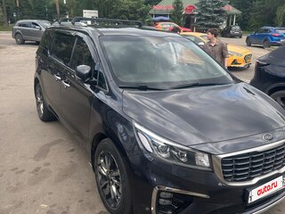 2018 Kia Carnival III, серый, 2800000 рублей, вид 5