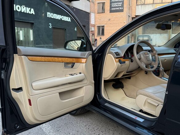 2007 Audi A4 III (B7), чёрный - вид 13