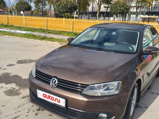 2011 Volkswagen Jetta VI, коричневый, 830000 рублей, вид 3