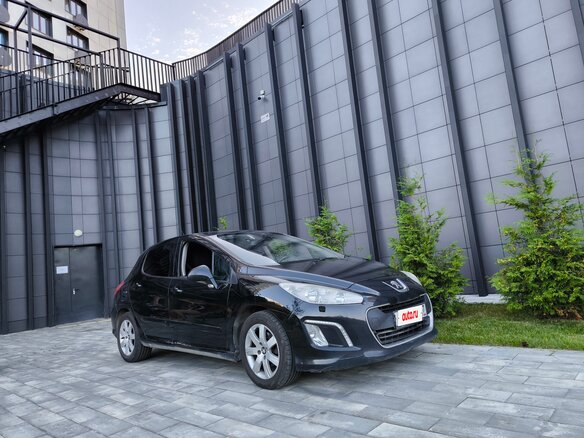 2012 Peugeot 308 I Рестайлинг, чёрный, 550000 рублей - вид 4