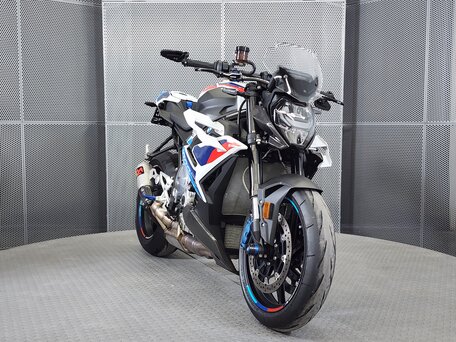 2023 BMW M 1000 R, белый, 1999000 рублей, вид 3