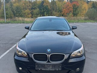 2004 BMW 5 серии 520i V (E60/E61), чёрный, 1150000 рублей, вид 2