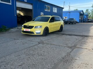 2014 Skoda Octavia RS III, жёлтый, 2100000 рублей, вид 4