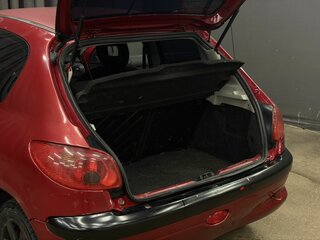 2009 Peugeot 206 +, красный, 179999 рублей, вид 5
