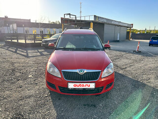 2012 Skoda Roomster I Рестайлинг, красный, 650000 рублей, вид 2