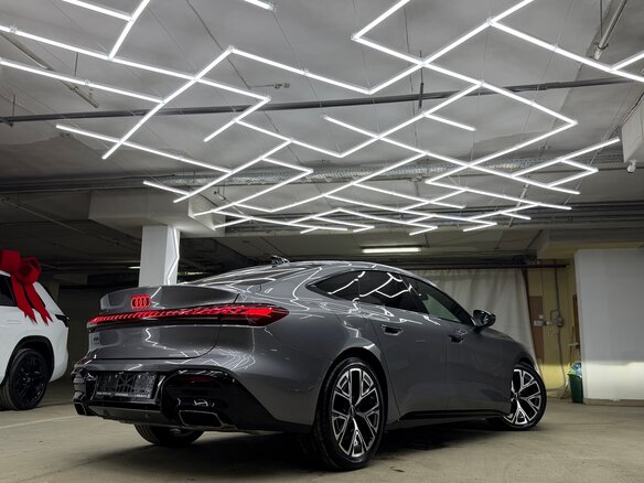 2026 Audi A5 L Sportback III (B10), серый, 5400000 рублей - вид 3