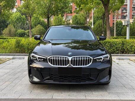 2023 BMW 3 серии Long 320Li VII (G2x) Рестайлинг, чёрный, 2889000 рублей, вид 3