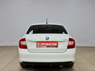 2015 Skoda Rapid I, белый, 985000 рублей, вид 5