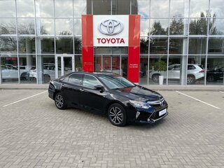 2017 Toyota Camry VII (XV50) Рестайлинг 2, чёрный, 2450000 рублей, вид 3