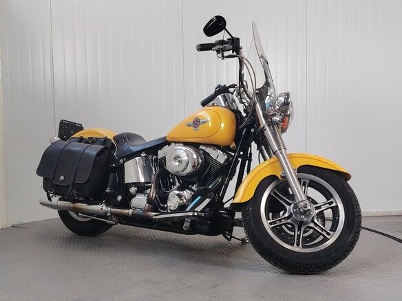 2006 Harley-Davidson Fat Boy, жёлтый, 717000 рублей - вид 1