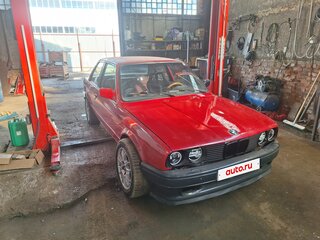 1983 BMW 3 серии 318i II (E30), красный, 900000 рублей, вид 1