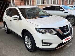 2018 Nissan X-Trail III Рестайлинг, белый, 2230000 рублей, вид 4