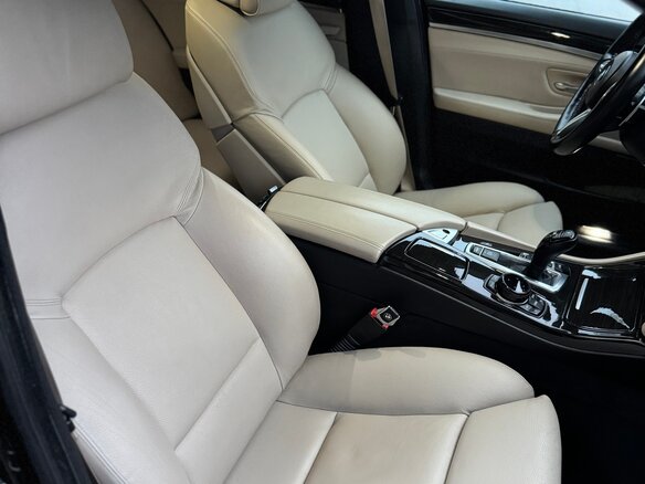 2010 BMW 5 серии 525d VI (F10/F11/F07), чёрный, 1800000 рублей - вид 14