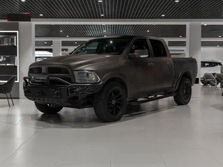 2017 Ram 1500 Quad Cab IV (DS/DJ), белый, 3945000 рублей, вид 1