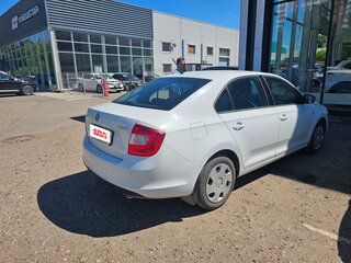 2015 Skoda Rapid I, белый, 825000 рублей, вид 5