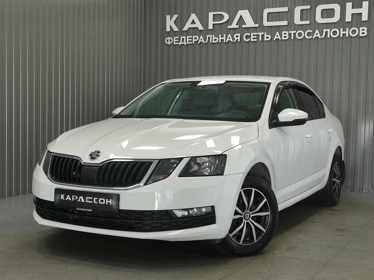 Открыть фотографии: Skoda Octavia III (A7) Рестайлинг