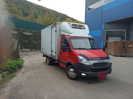 2013 Iveco Daily, красный, 1740000 рублей, вид 1